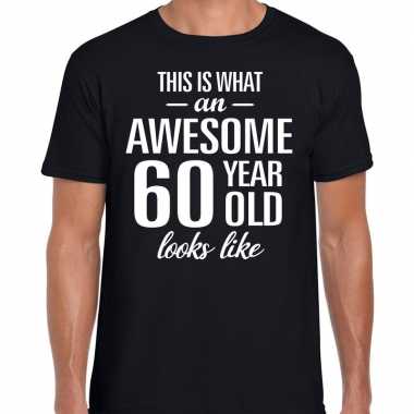 Awesome 60 year / verjaardag cadeau t-shirt zwart voor heren kopen