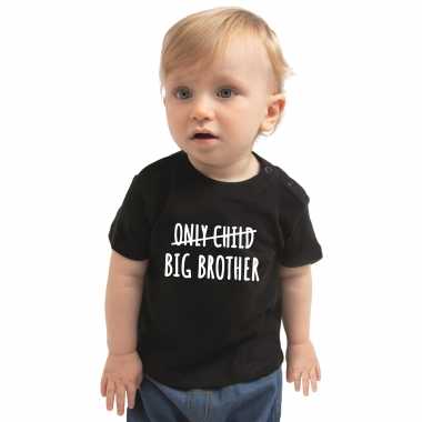 Correctie only child big brother kado shirt voor baby / kinderen zwart kopen