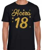 Zwart hoera 18 jaar verjaardag t-shirt voor heren met gouden glitter bedrukking kopen