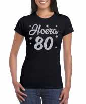 Zwart hoera 80 jaar verjaardag t-shirt voor dames met zilveren glitter bedrukking kopen