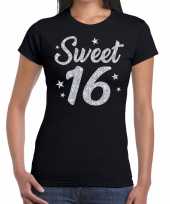 Zwart sweet 16 verjaardags kado t-shirt outfit voor dames met zilver glitter bedrukking kopen